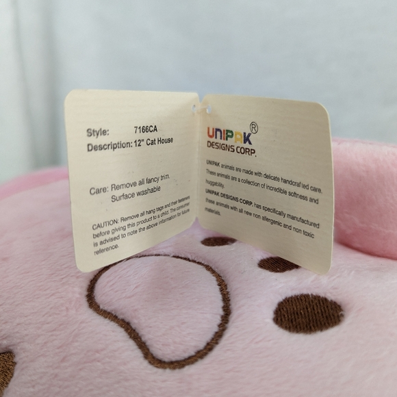 Unipak 12" Cat House with Five Cat Plush - Picture 5 of 5